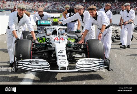 El Desafío de la F1 en Alemania: Un Vistazo al Triunfo de Quinlan en Hockenheim